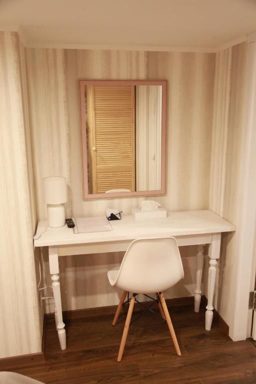 Мини-отель WINE & ROSE BOUTIQUE HOTEL Харьков