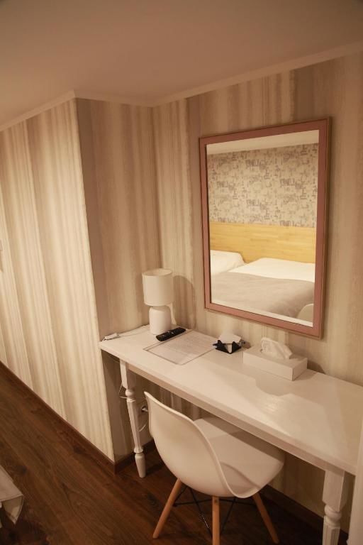 Мини-отель WINE & ROSE BOUTIQUE HOTEL Харьков