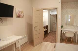 Мини-отель WINE & ROSE BOUTIQUE HOTEL Харьков Двухместный номер Делюкс с 1 кроватью и балконом-13