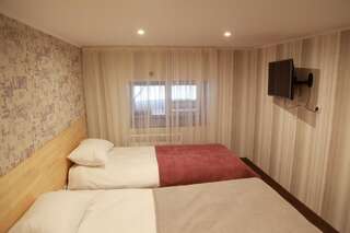 Мини-отель WINE & ROSE BOUTIQUE HOTEL Харьков Четырехместный номер Дуплекс-2
