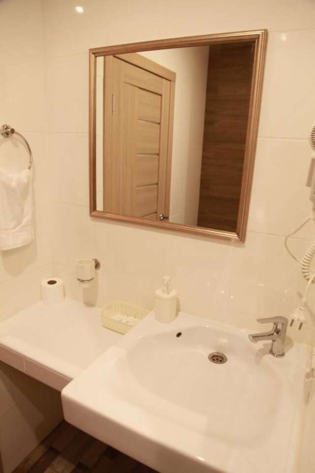 Мини-отель WINE & ROSE BOUTIQUE HOTEL Харьков-108