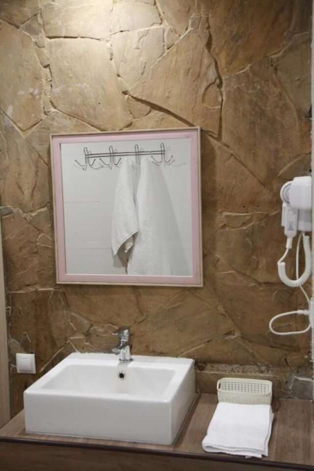 Мини-отель WINE & ROSE BOUTIQUE HOTEL Харьков-61